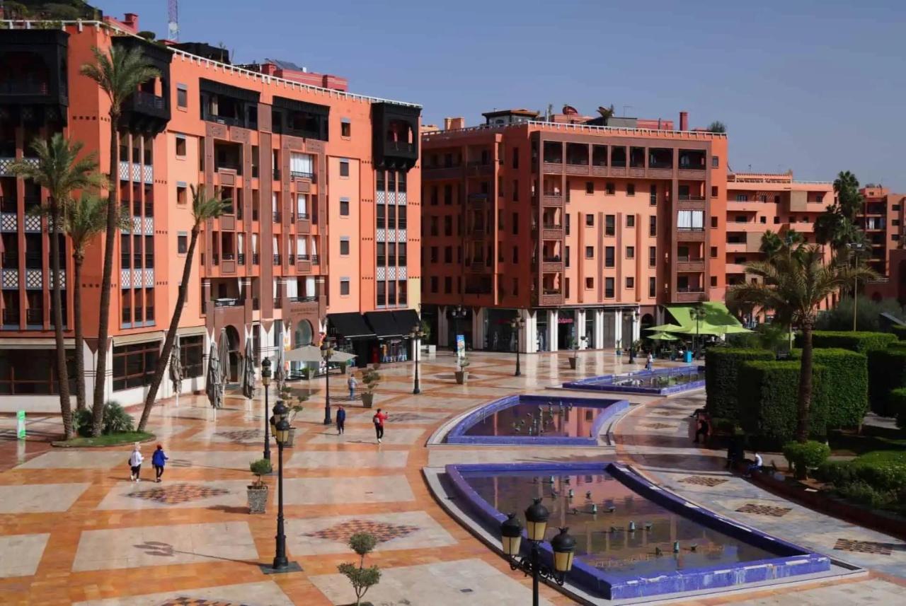 Appartement Haut Standing Gueliz Plaza Avec Vue Marrakesh Bagian luar foto