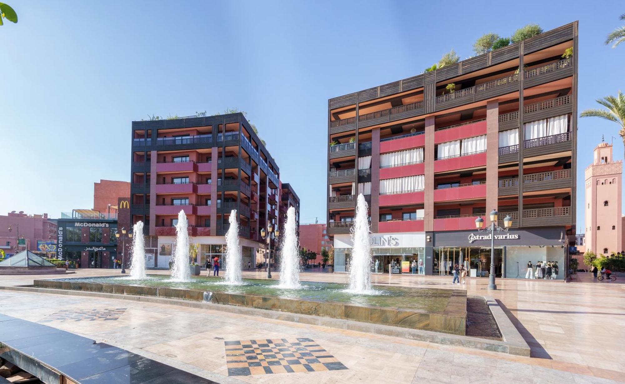 Appartement Haut Standing Gueliz Plaza Avec Vue Marrakesh Bagian luar foto